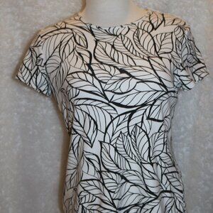 Croft & Barrow ladies top size small